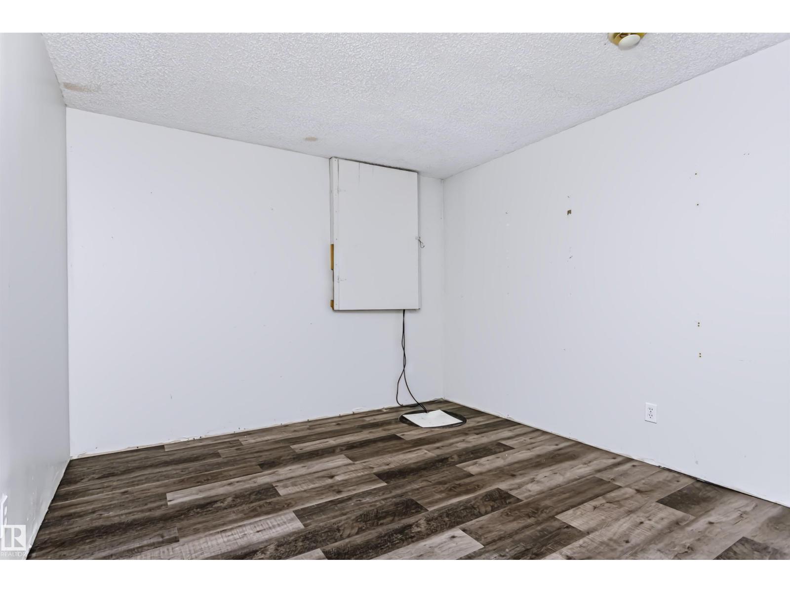 43 DALTON WY - Image 50