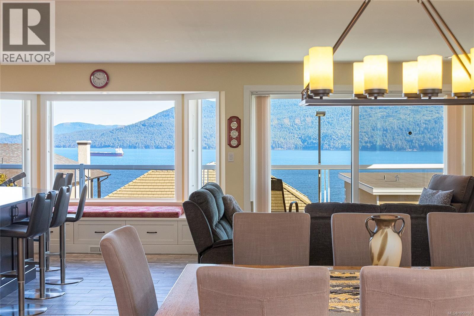 548 Marine View - 13