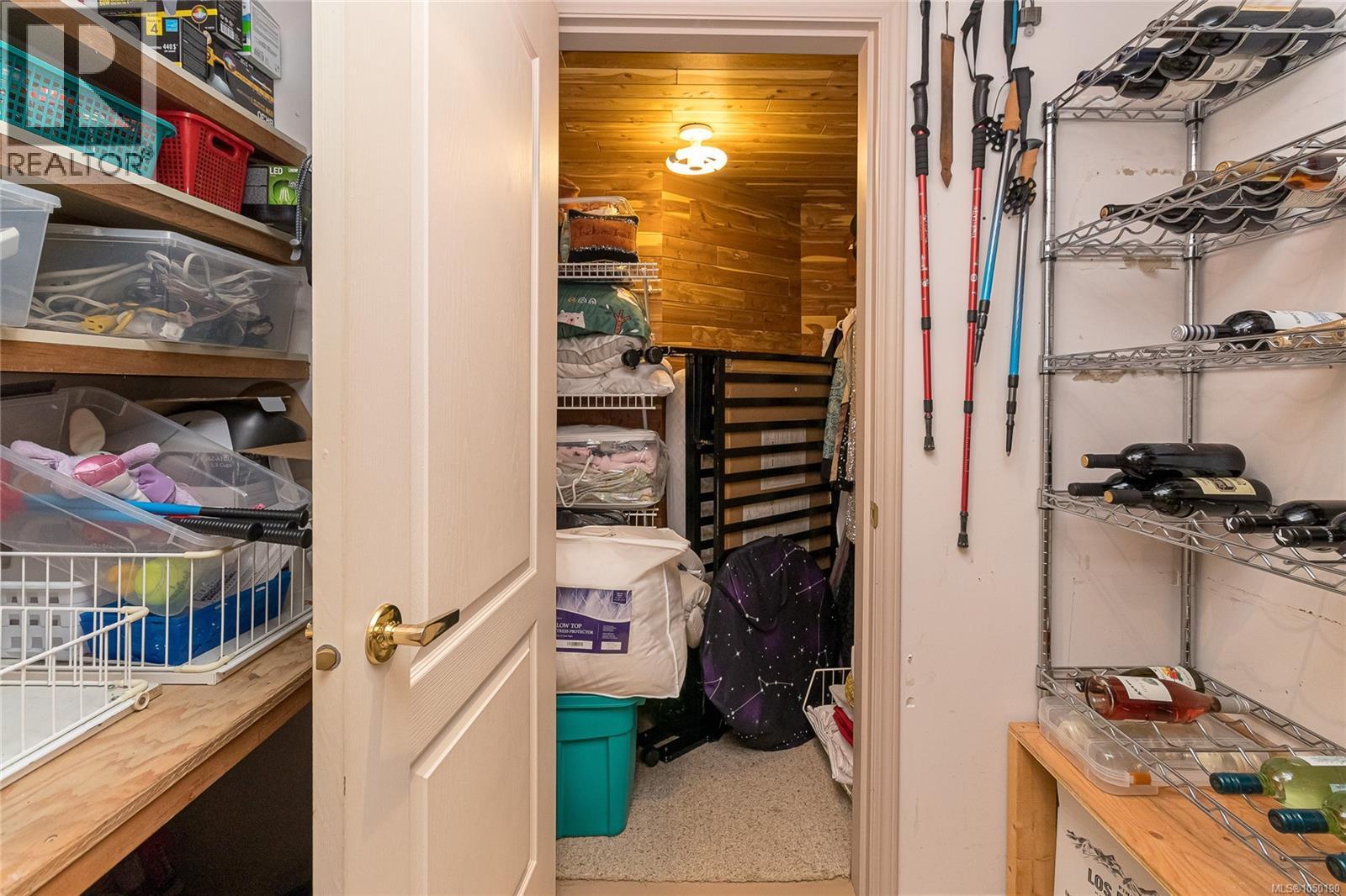 548 Marine View - 52