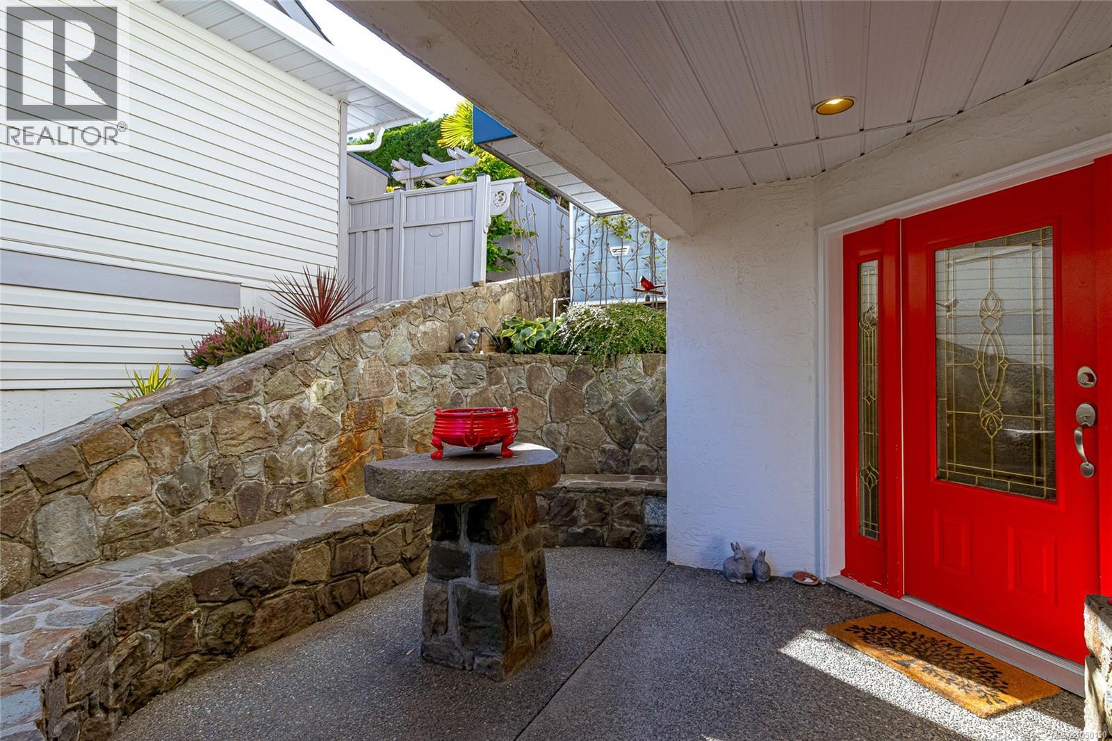548 Marine View - Image 6