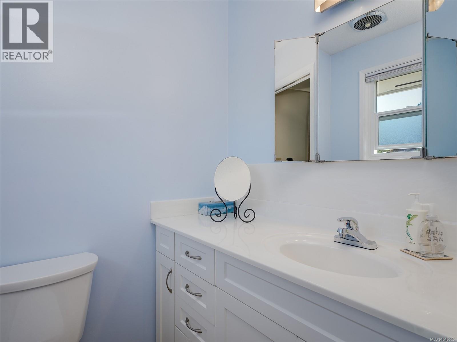 9743 Ardmore Dr - Image 16