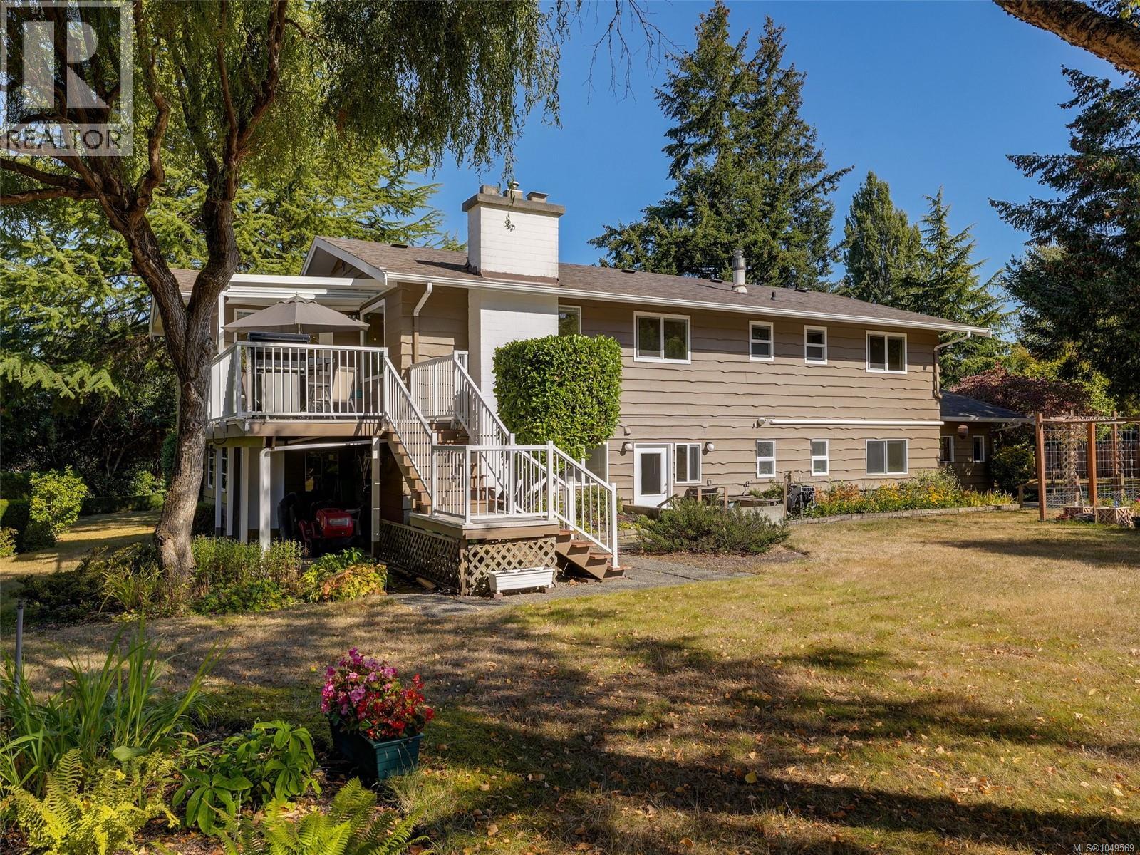 9743 Ardmore Dr - Image 32