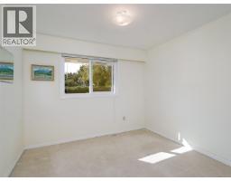 Entrance - 9743 Ardmore Dr, North Saanich, BC V8L5H5 Photo 17