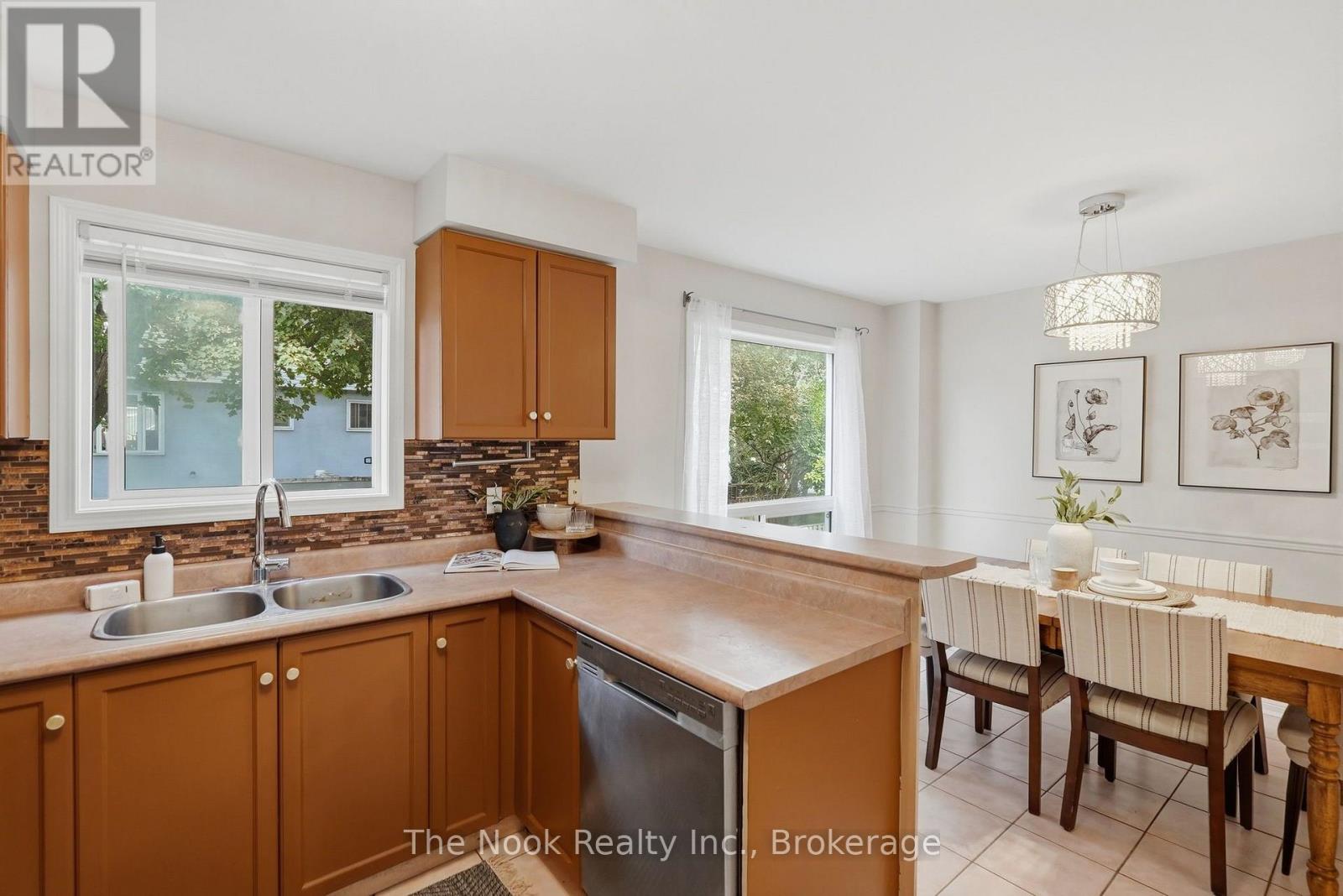 33 ASPEN PARK WAY - Image 14