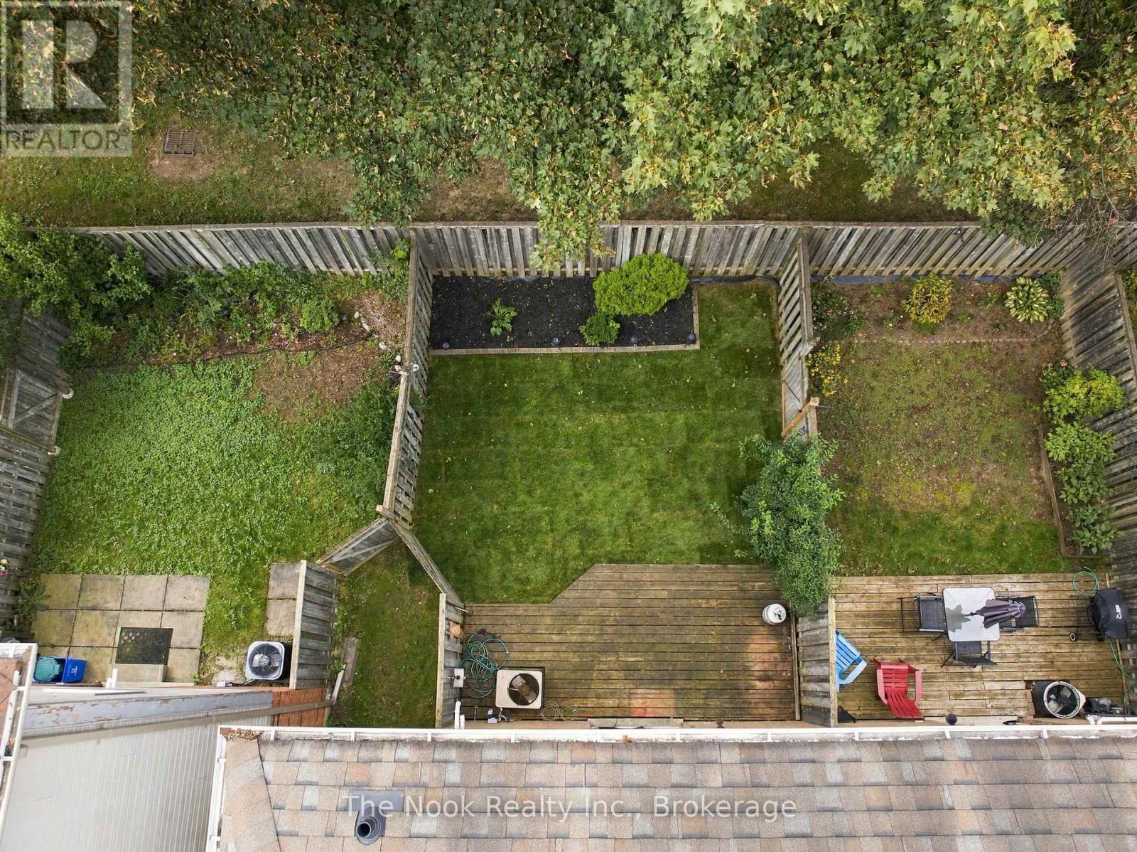 33 ASPEN PARK WAY - 2