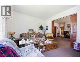 Living room - 394 Palmerston Street South, Sarnia, ON N7T3P2 Photo 8
