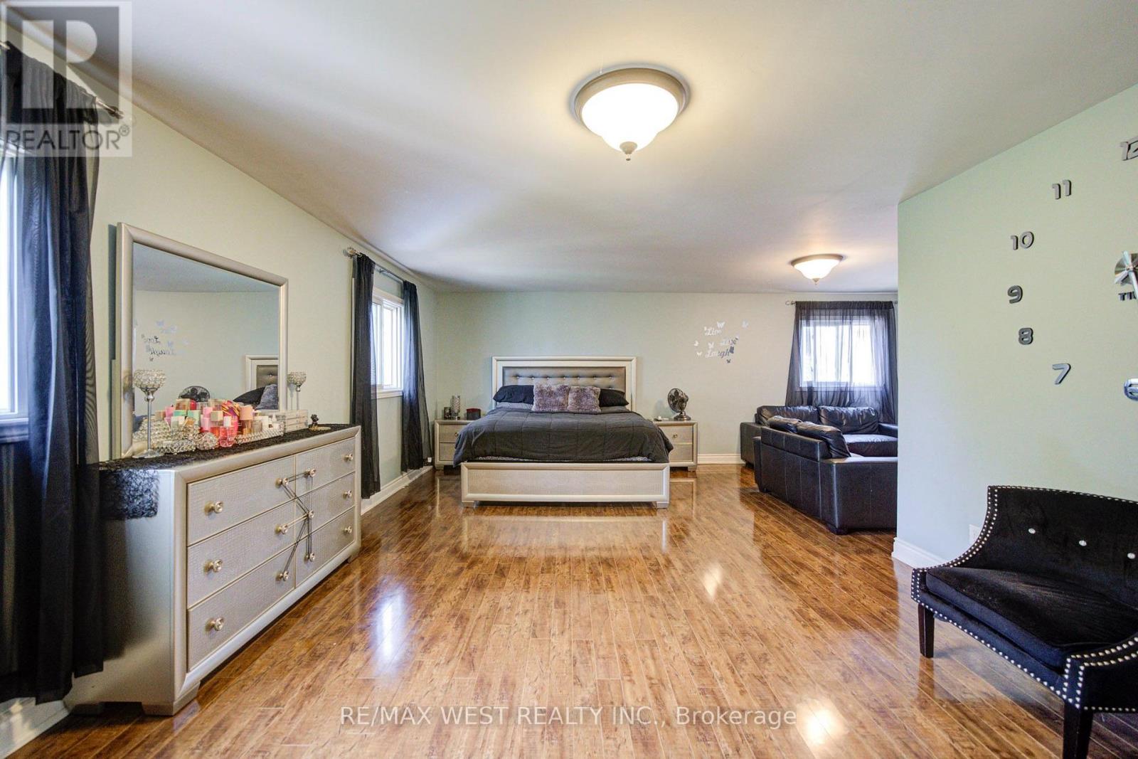114 ROBERT ADAMS DRIVE - 20