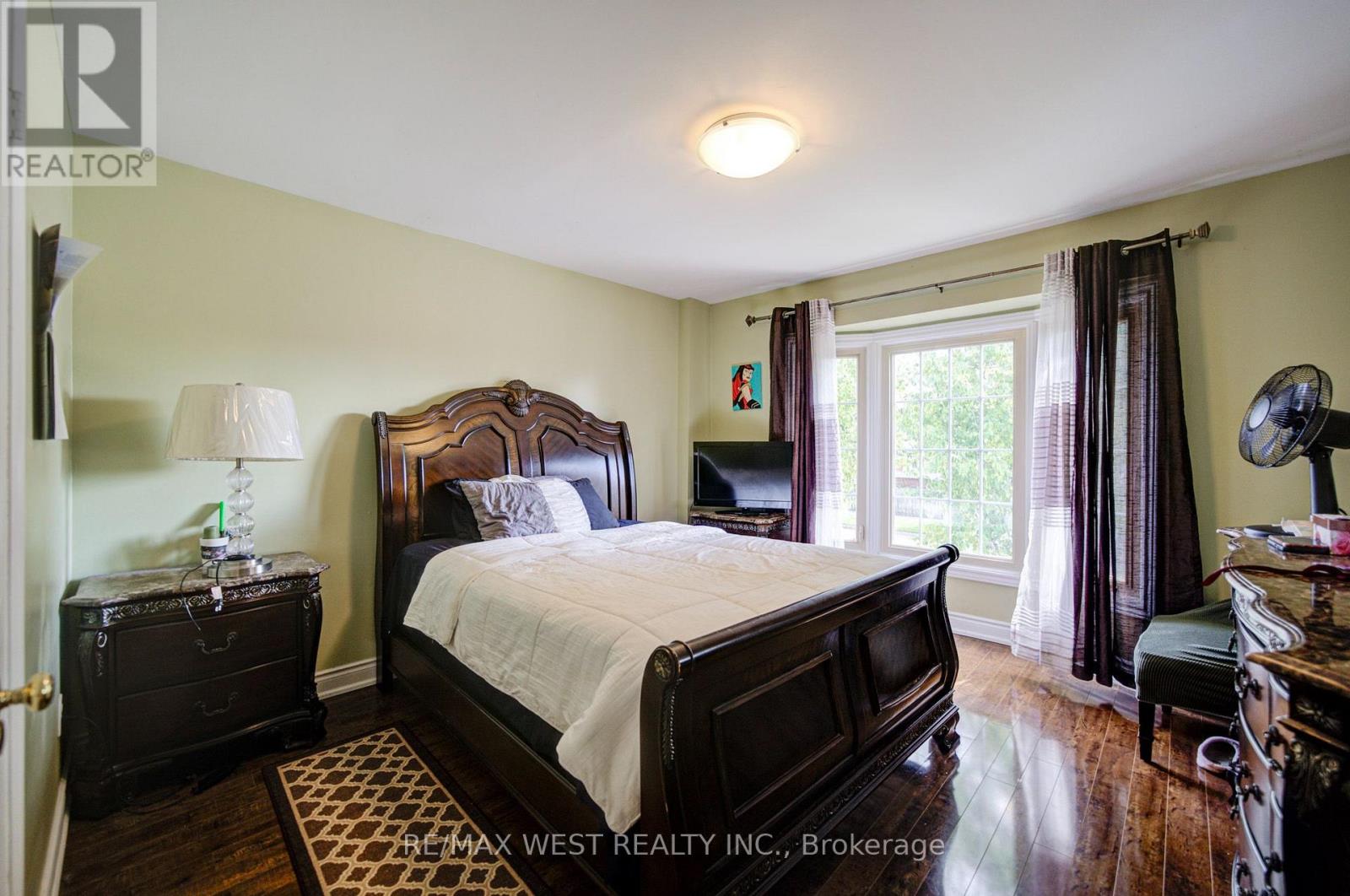 114 ROBERT ADAMS DRIVE - 24