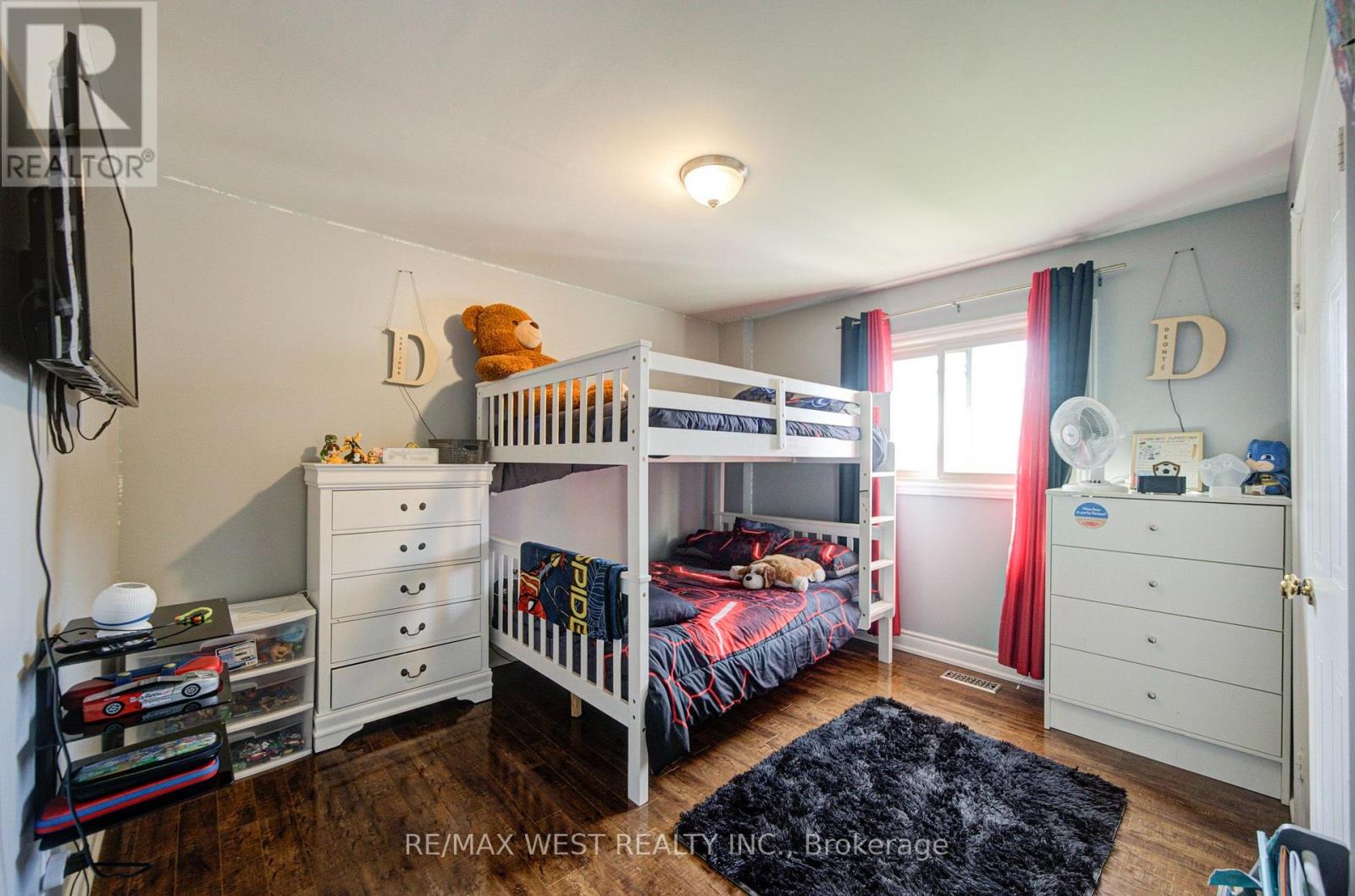 114 ROBERT ADAMS DRIVE - Image 25