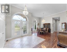 Family room - 8113 Fatima Court, Niagara Falls, ON L2H2Y8 Photo 14