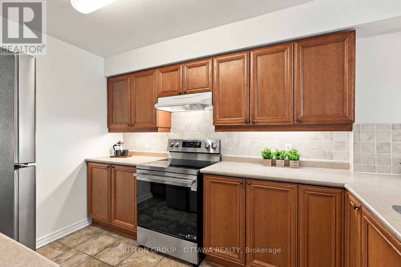 2 Bed, 2 Bath Apartment for Sale in Ottawa – 802 – 120 GRANT CARMAN DRIVE, Ottawa – MLS# X13805496 - Image 17
