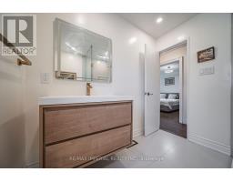 4 Quincy Crescent, Toronto, ON M2J1C4 Photo 30