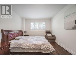 4 Quincy Crescent, Toronto, ON M2J1C4 Photo 32