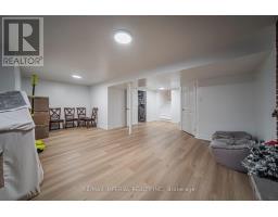 4 Quincy Crescent, Toronto, ON M2J1C4 Photo 41