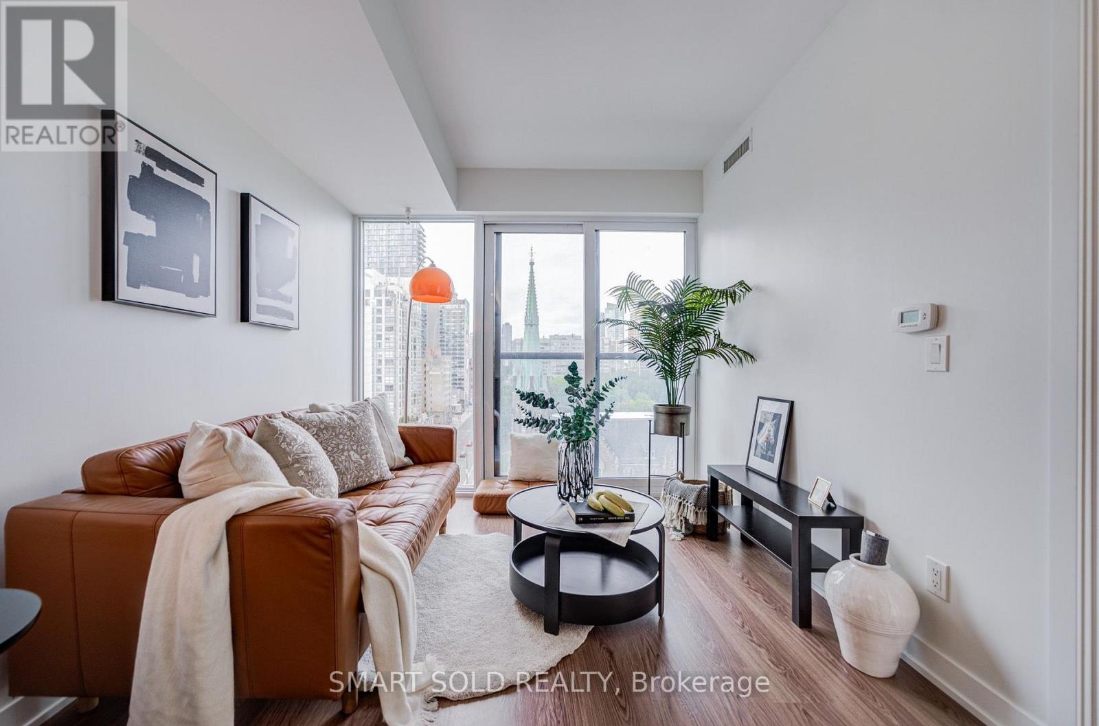 Photo of 319 Jarvis Street