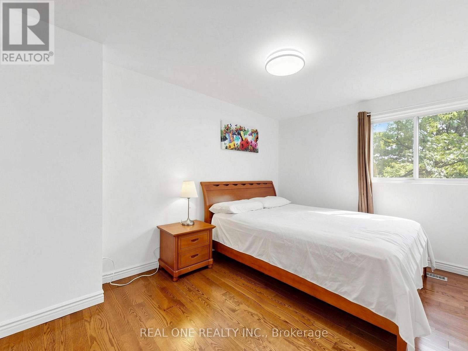 174 RUSTY CRESTWAY - 28