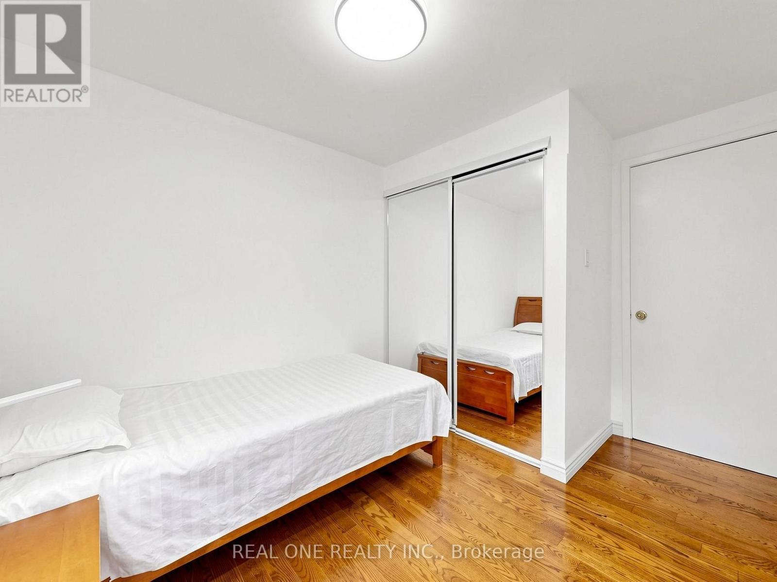 174 RUSTY CRESTWAY - Image 32