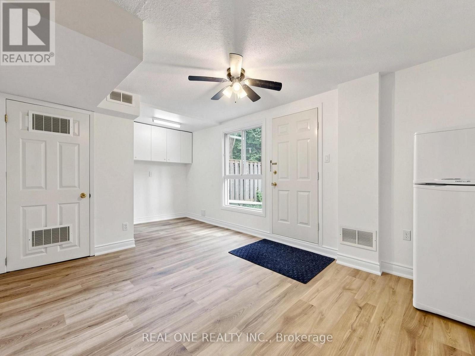174 RUSTY CRESTWAY - 37