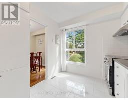 174 Rusty Crestway, Toronto, ON M2J2Y6 Photo 18