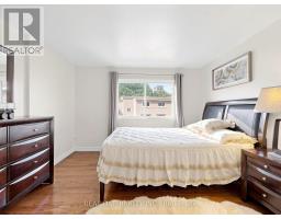 174 Rusty Crestway, Toronto, ON M2J2Y6 Photo 26