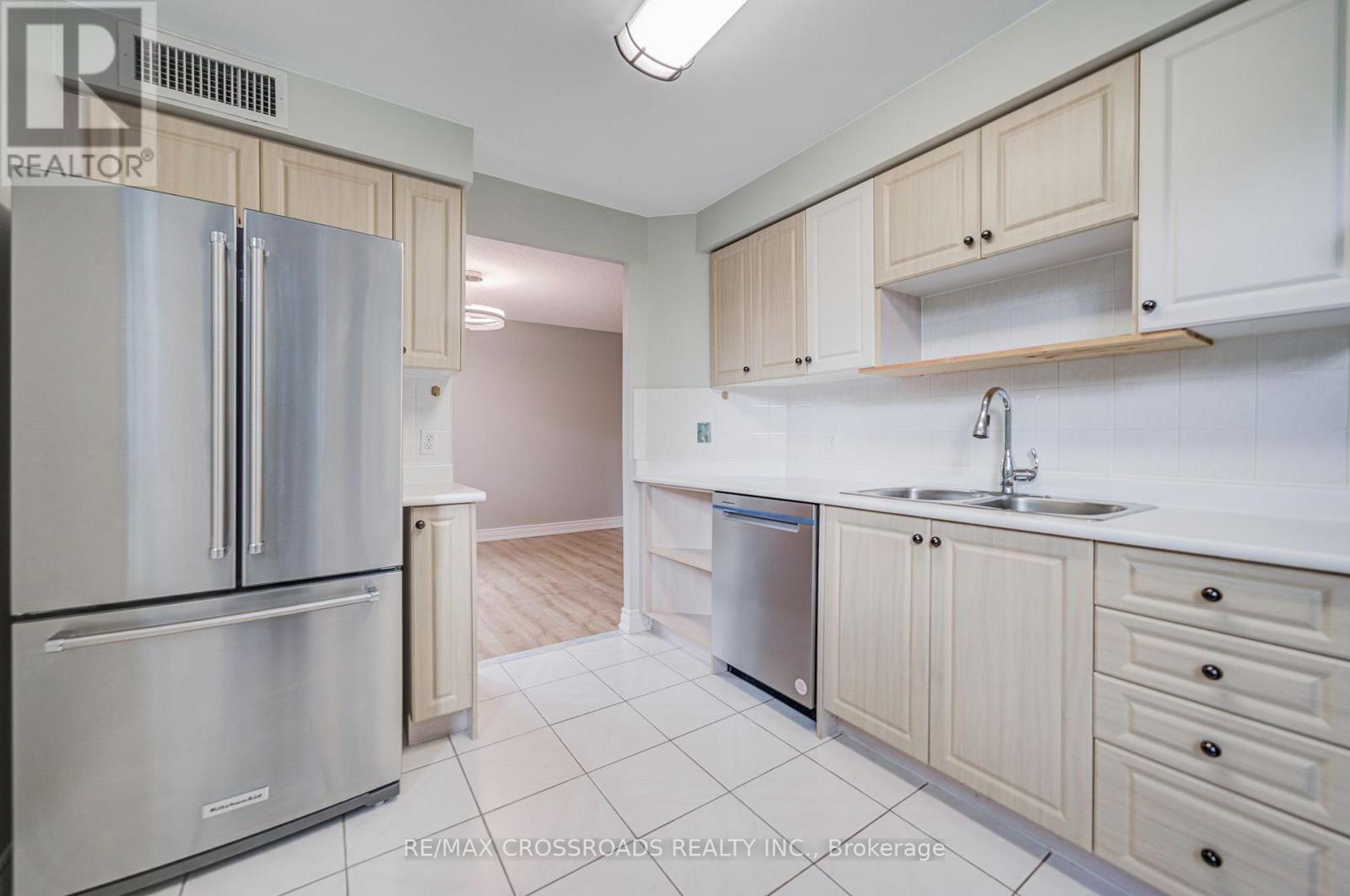 #315 2628 MCCOWAN ROAD - Image 23