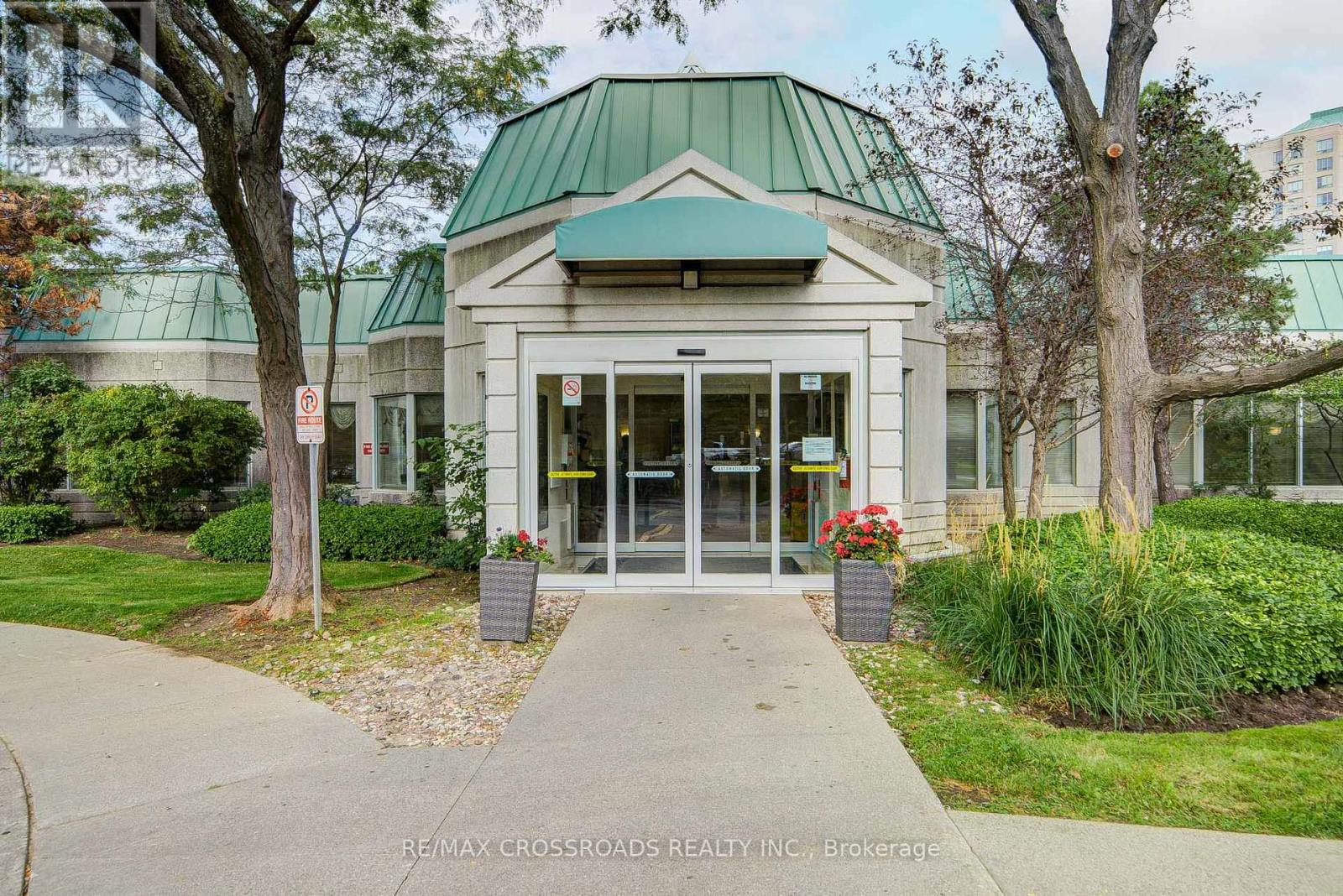 Photo of 315 - 2628 MCCOWAN ROAD