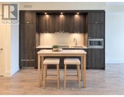 706 - 858 Dupont Street, Toronto, ON M6G0C1 Photo 7