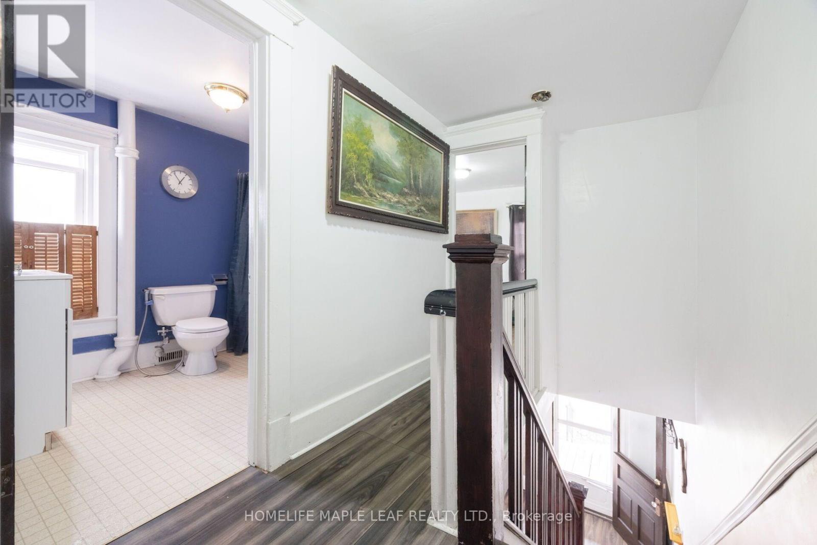 162-164 MAIN STREET - Image 37