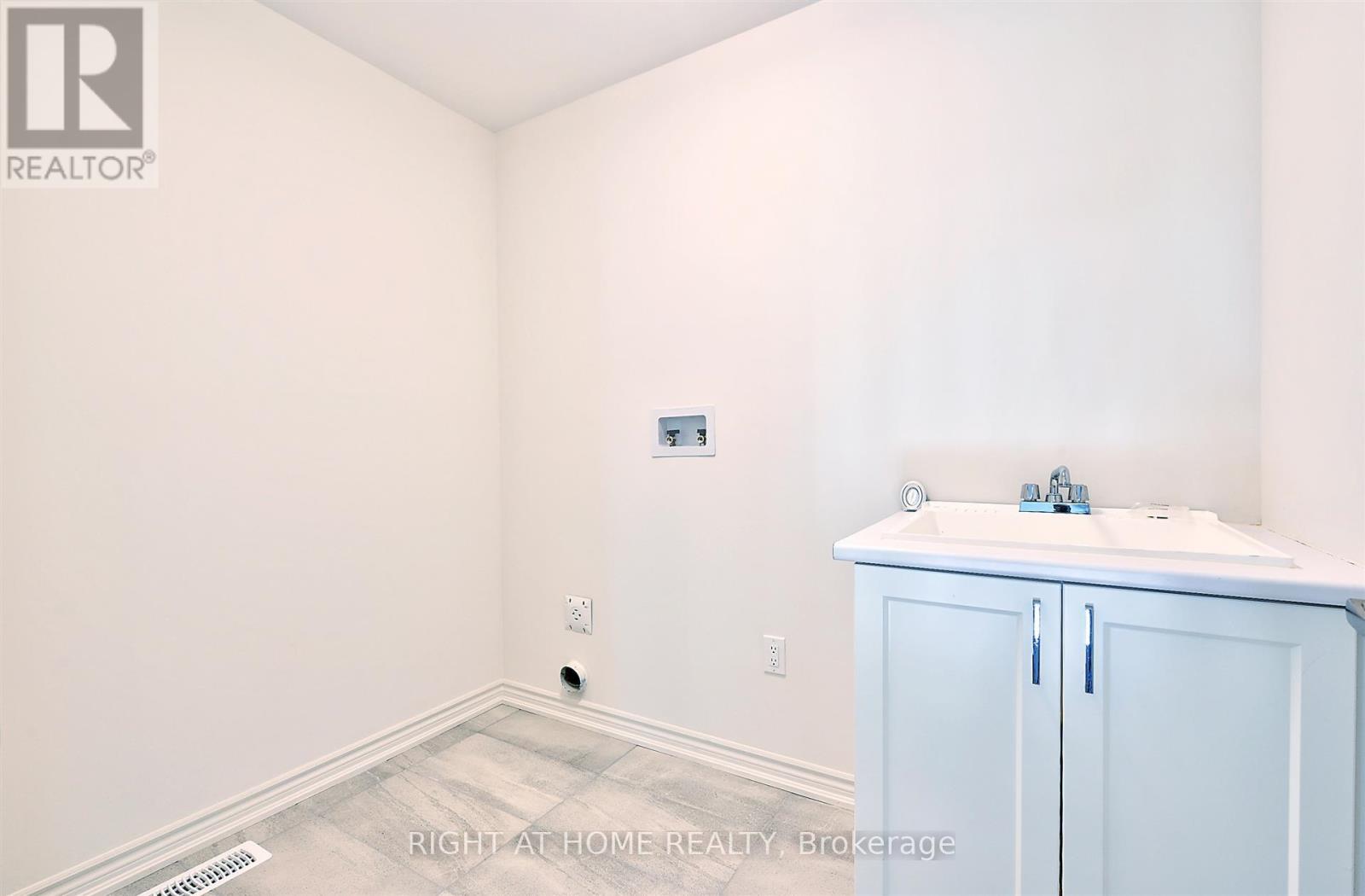 56 SPARROW WAY - Image 36