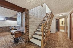 615 Dunning Road, St Clements, MB R3C2E7 Photo 22