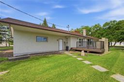 615 Dunning Road, St Clements, MB R3C2E7 Photo 31