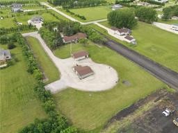 615 Dunning Road, St Clements, MB R3C2E7 Photo 35