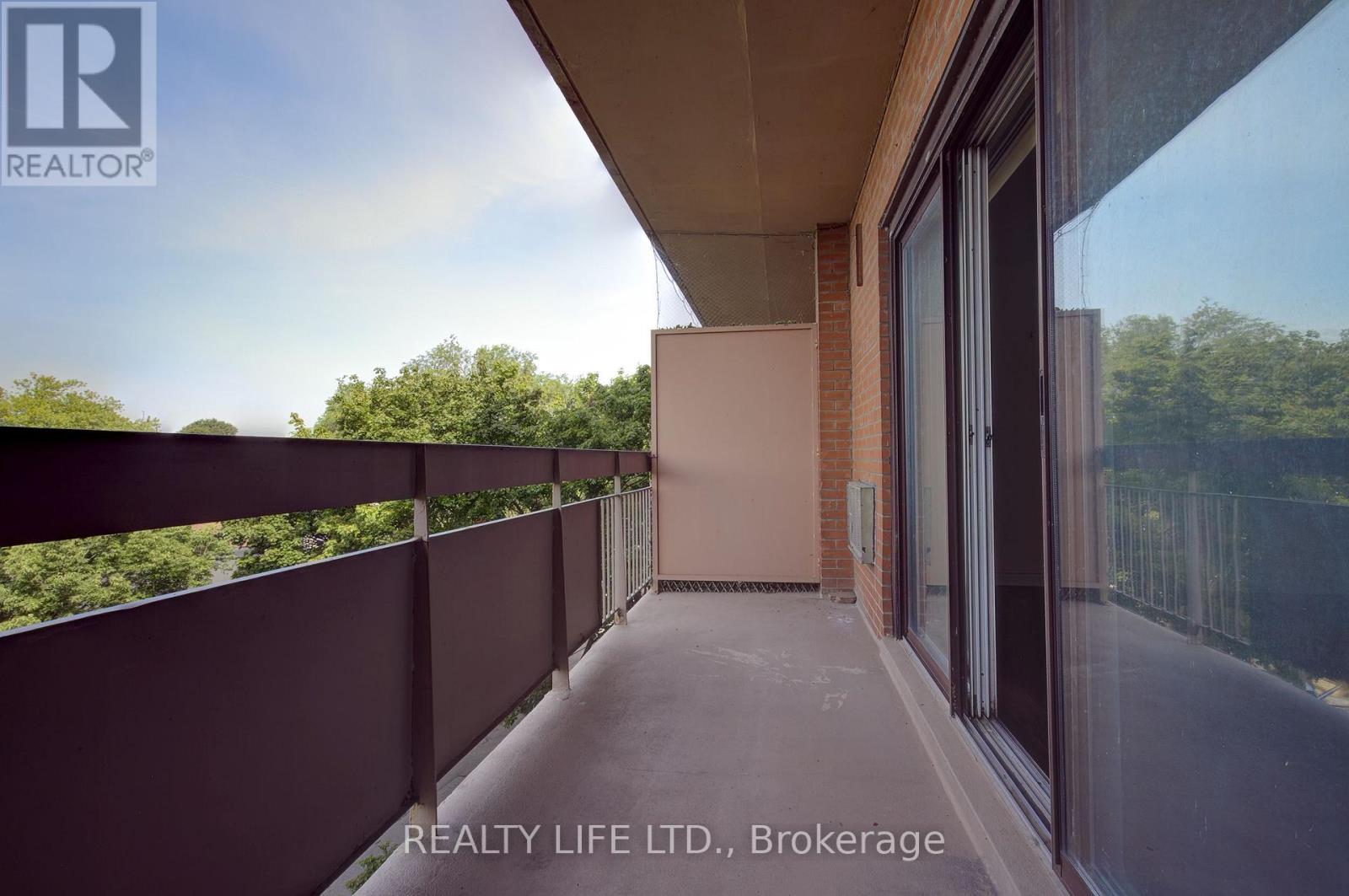 #502 41 LAKE SHORE DRIVE - Image 27