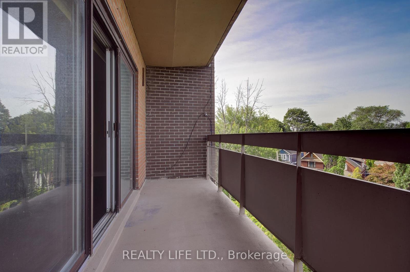 #502 41 LAKE SHORE DRIVE - Image 28