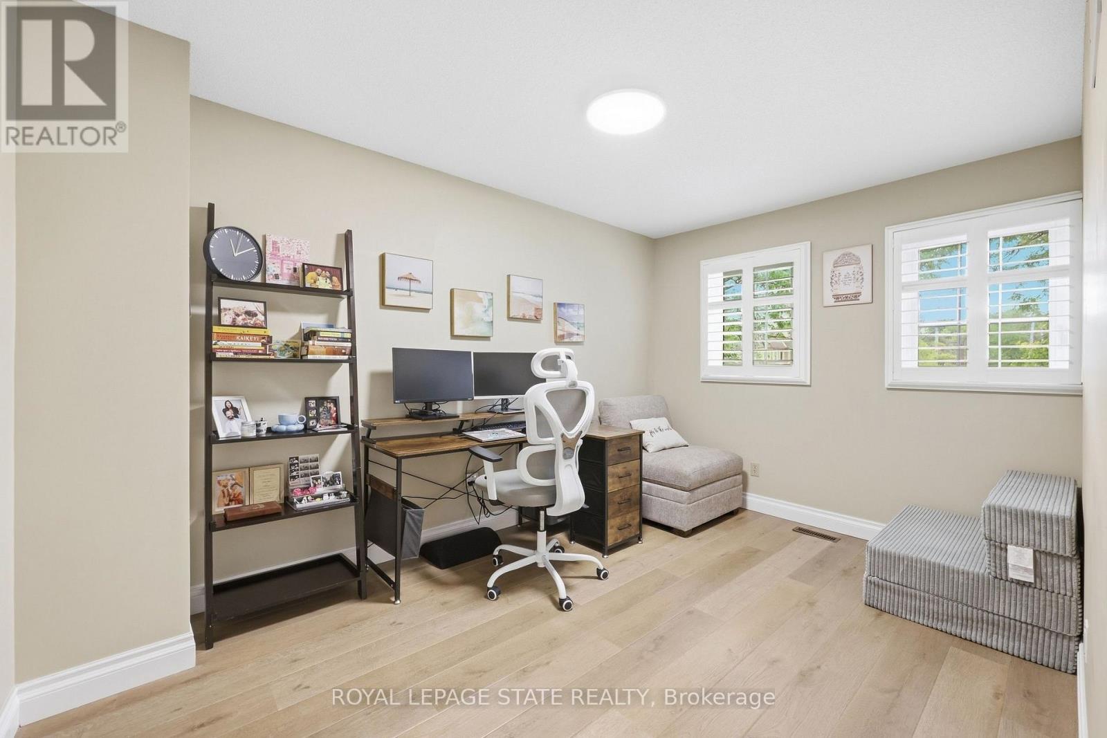 #2 14 HUNTINGWOOD AVENUE - 36