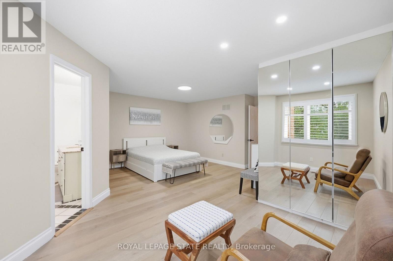 #2 14 HUNTINGWOOD AVENUE - Image 41
