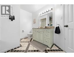 14 Huntingwood Avenue Unit# 2, Dundas, ON L9H6X3 Photo 35
