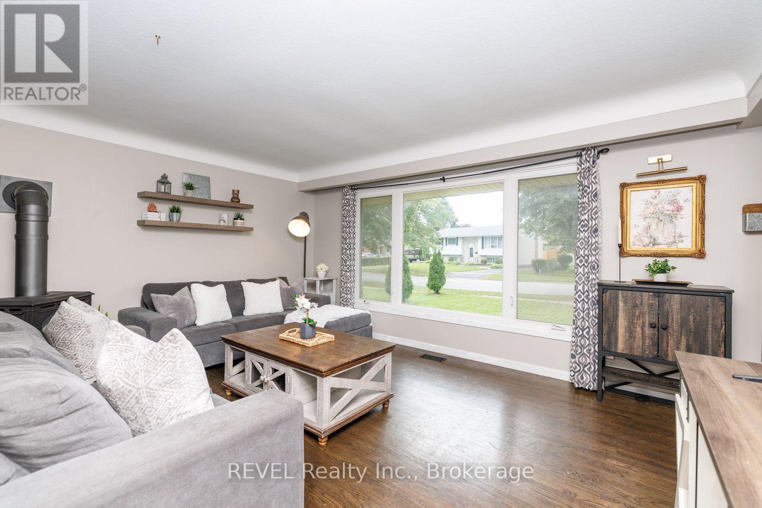 70 CHAMPLAIN AVENUE - Image 13