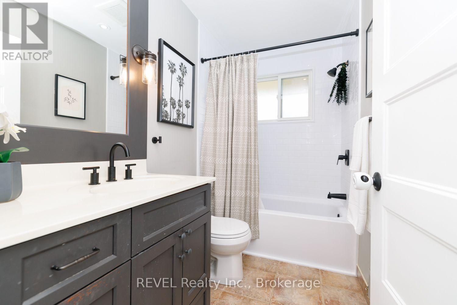 70 CHAMPLAIN AVENUE - Image 20