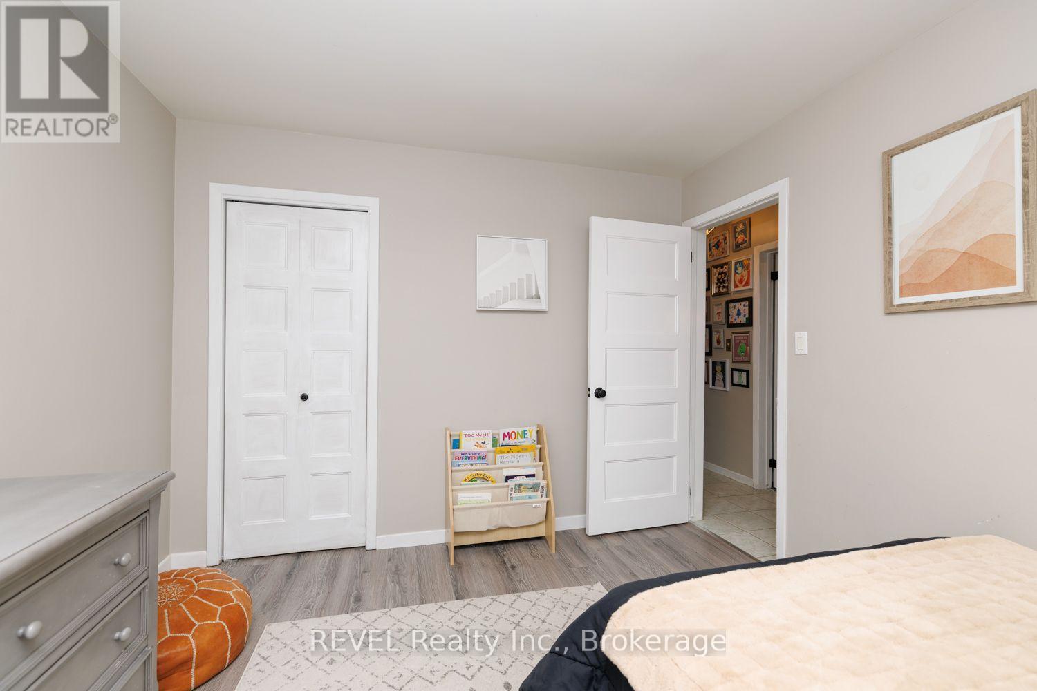 70 CHAMPLAIN AVENUE - Image 23