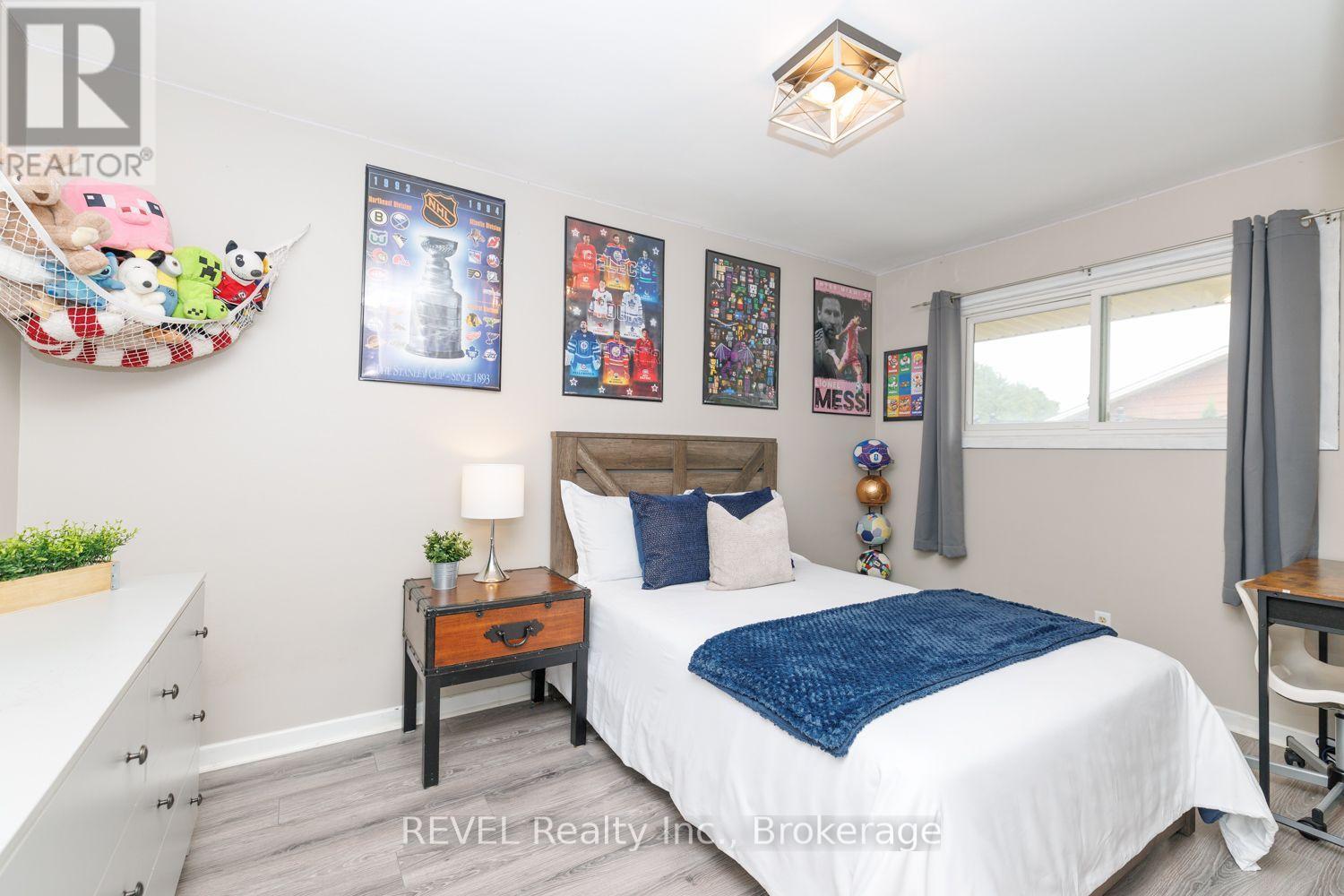 70 CHAMPLAIN AVENUE - Image 24
