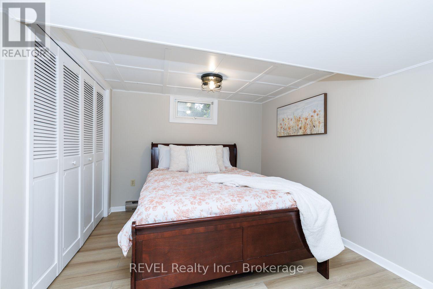 70 CHAMPLAIN AVENUE - Image 31