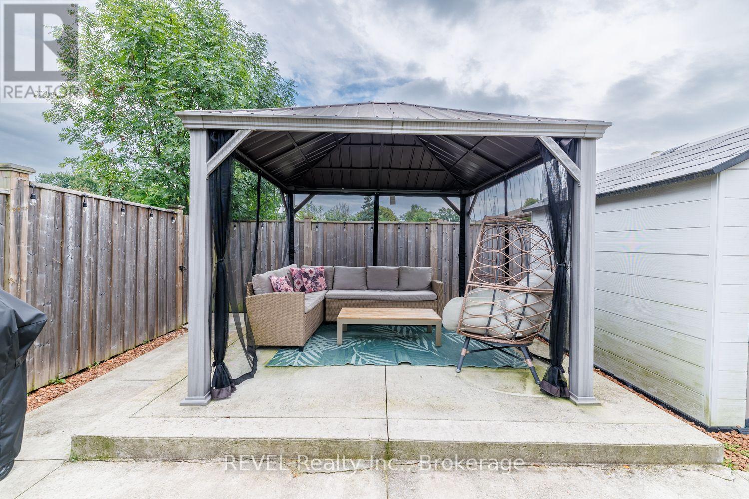 70 CHAMPLAIN AVENUE - Image 39