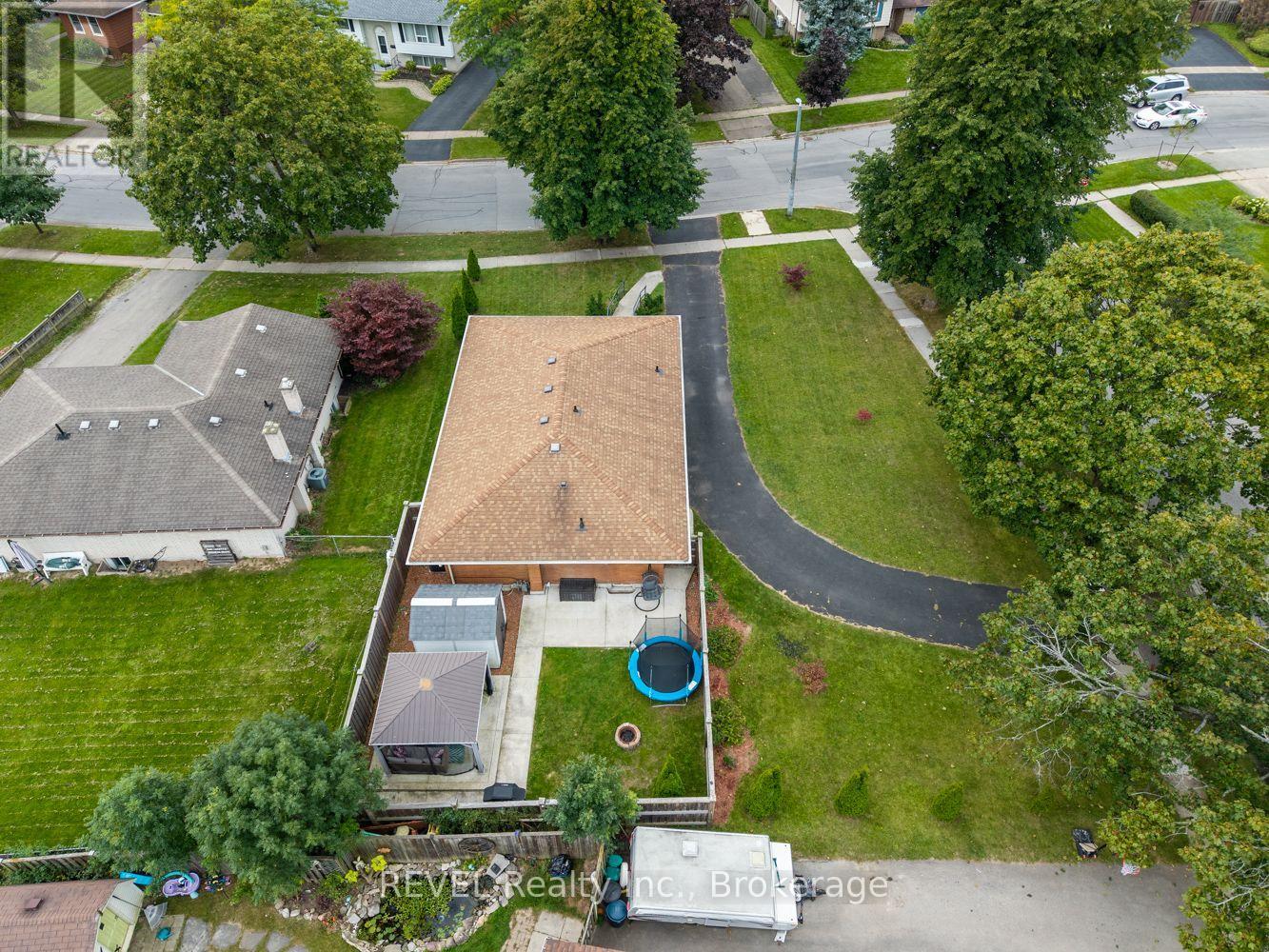 70 CHAMPLAIN AVENUE - Image 43