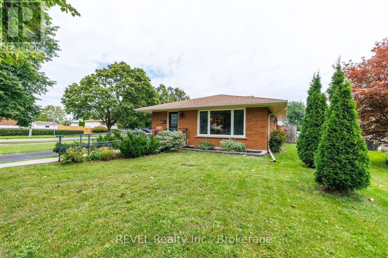 70 CHAMPLAIN AVENUE - Image 5