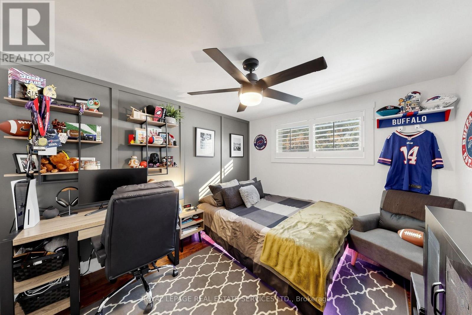 83 DELMAR DRIVE - 14