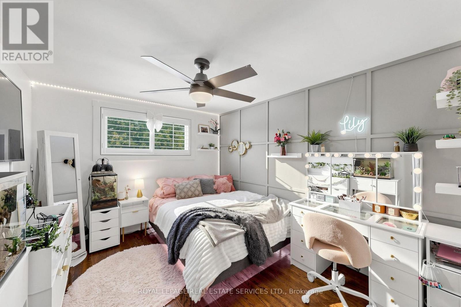 83 DELMAR DRIVE - 17
