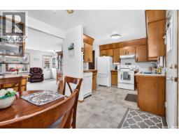 919 Holdsworth Crescent, Moose Jaw, SK S6H6T8 Photo 16
