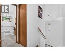 919 Holdsworth Crescent, Moose Jaw, SK S6H6T8 Photo 25