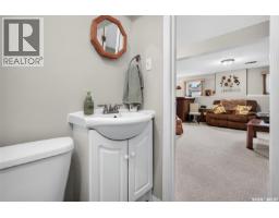 919 Holdsworth Crescent, Moose Jaw, SK S6H6T8 Photo 41